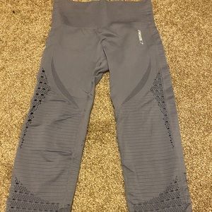 Purple seamless cropped gymshark leggings